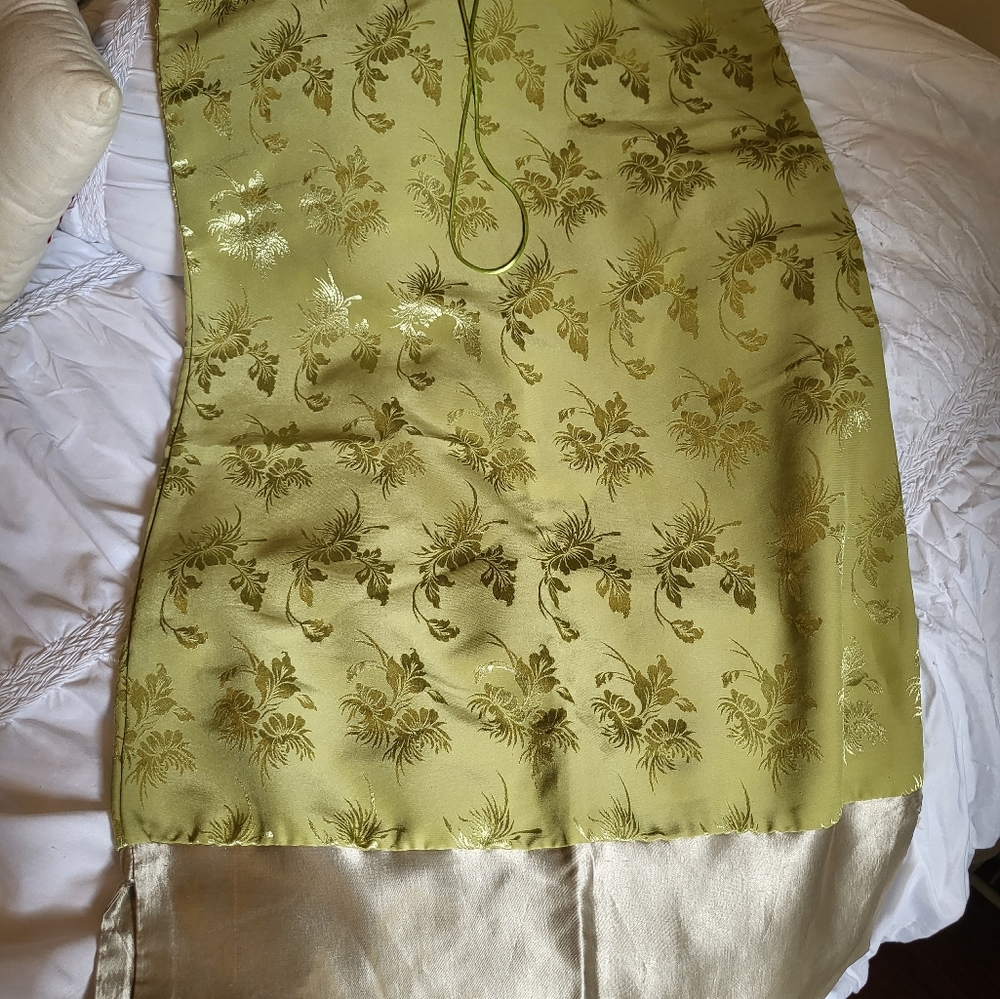 💫Cute Light Green 💚Hibiscus🌺Flower print Maxi Skirt bottom small leg opening